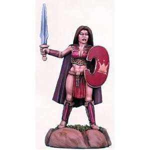  Elmore Masterwork Female Warrior with Sword Toys & Games