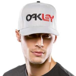 Oakley Factory New Era Mens Casual Hat/Cap w/ Free B&F Heart Sticker 
