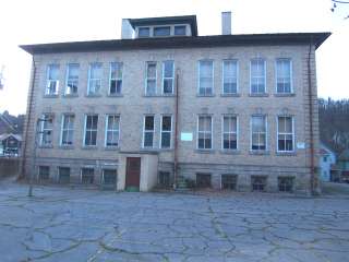 60,000 Sq Ft Commercial Building in Johnstown, PA   22 Units, Apts 
