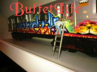 MTH NY Subway Custom Graffiti Car & Figure & Display Enclosure 