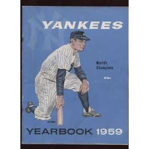   New York Yankees Jay Publishing Yearbook   MLB Programs and Yearbooks