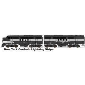   EMD FT A&B   New York Central Lightning Stripes Toys & Games