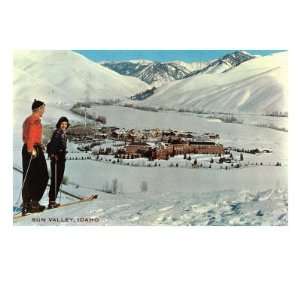  Sun Valley, Idaho, Skiers Looking Over Town Premium Giclee 