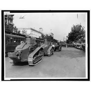   Tanks,Pennsylvania Ave,Police,Bonus Marchers,1932
