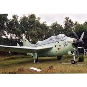  04397 1/72 Fairey Gannet A.S.4. D/GB Toys & Games