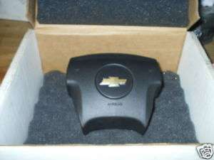   Avalanche Tahoe Express Driver/Left Airbag Steering Wheel Air Bag 06