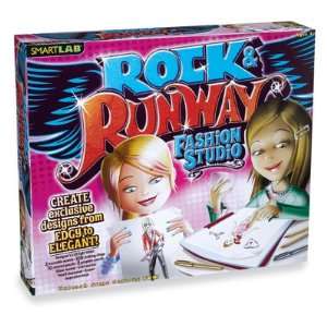  Rock and Runway Fashion Studio Toys & Games