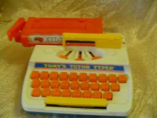 VINTAGE 1977 TOMYS TUTOR TYPER WORKS VTG TOY  