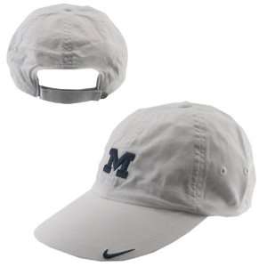   Nike Michigan Wolverines White Ladies Turnstile Hat