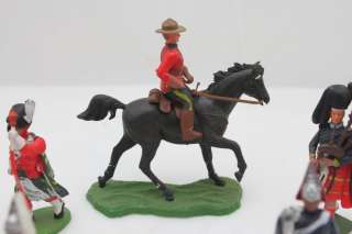 Vintage BRITAINS TOY SOLDIERS Lot Plastic Figure Group Cavalry 