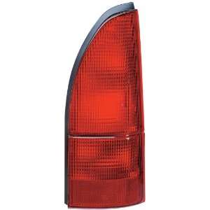   11 5405 00 Nissan Quest Passenger Side Replacement Tail Light Assembly