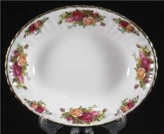 OLD COUNTRY ROSES   ROYAL ALBERT   OVAL VEGETABLE SERVING BOWL  