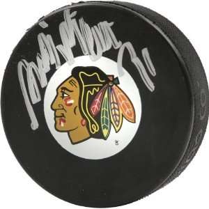  Antti Niemi Autographed Chicago Blackhawks Logo Puck 