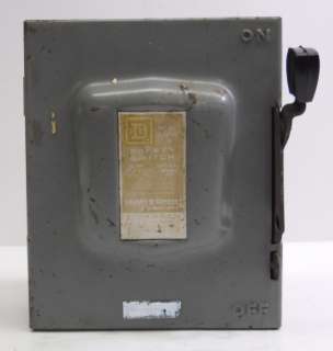 SQUARE D SAFETY SWITCH #D 321 N 30 AMP 240 VAC  