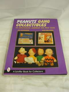 PEANUTS GANG COLLECTIBLES REFERENCE & PRICE GUIDE BOOK  