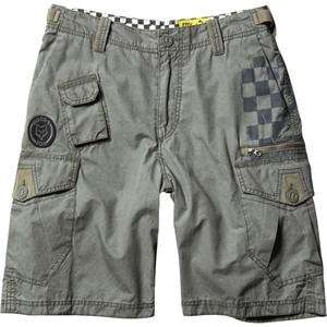  Fox Racing Too Young To Die Cargo Shorts   33/Moss 