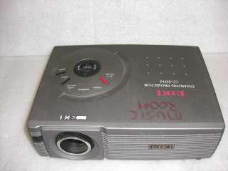 EIKI LC SD10 Diamond Projector FOR PARTS OR REPAIR  