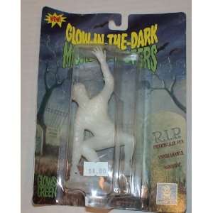    universal monsters 6 glow in the dark wolfman figure Toys & Games