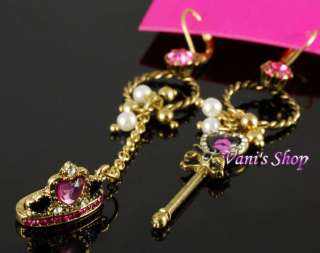   JOHNSON Jewelry crown and Key Mismatch earrings, in gift box,  