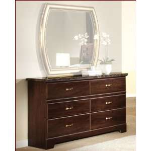    Standard Furniture Dresser Westwood ST 54859
