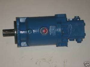 Sweepster Hydraulic Motor 03 2794 NEW in box  