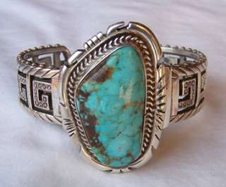 RARE~NEW DESIGN BY NAVAJO~JON McCRAY~STERLING~BISBEE TURQUOISE~HINGED 