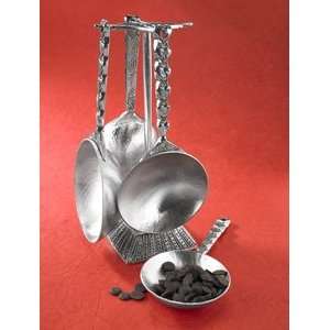  Tin Woodsman Heart Measuring Cups With Pewter Display Post 