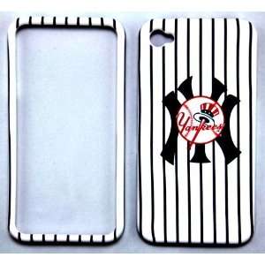  NEW YORK YANKEES CASE FOR IPHONE 4 & 4S 