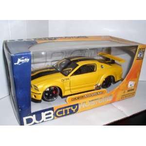  MUSTANG GT R CONCEPT 124 DIE CAST METAL CAR Toys & Games
