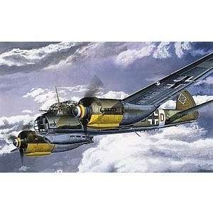  5528 1/48 Ju88A 4 Schnell Bomber Toys & Games