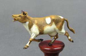 Resin kit 1/35 diorama access Farm Animal Running cow  