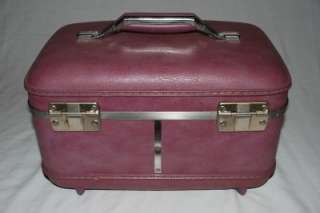 VERY NICE VINTAGE AMERICAN TOURISTER CARRY ON TRAIN CASE MAKE UP 