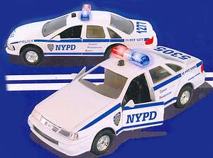 NYPD New York Police Department Ford Crown Victoria 1/43 Lighted 