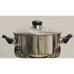 Stainless Steel 2.2 quart Covered Sauce Pot  