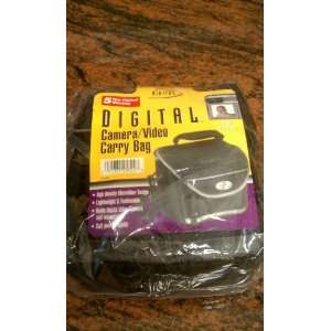    Digital Concepts Camera/Video Carry Bag PT 26