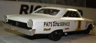 PATS TIRE SERVICE 1963 Ford Galaxie 500 Custom Built 1/32 Scale 