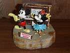   & MINNIE PLAYING PIANO 1993   Ron Lee Disney collectible figurine
