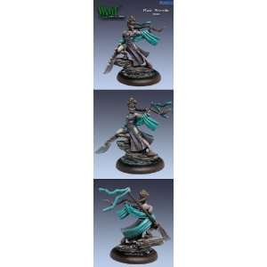  Malifaux 32mm Misaki, Warmaiden (1) Toys & Games