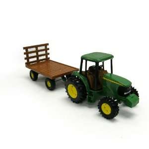  John Deere Tractor with Flatbed Wagon Toys & Games
