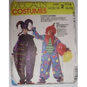  McCalls Costumes Jester and Clown (38,40) Arts, Crafts 
