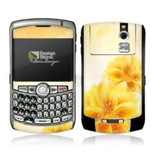  Design Skins for Blackberry 8310 Curve   Yellow Flowers Design 