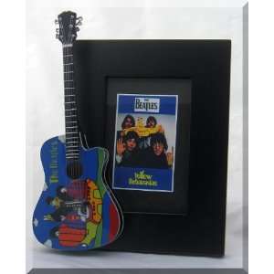  BEATLES Miniature Guitar Photo Frame Yellow Submarine 