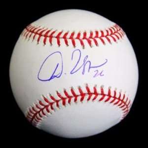 Dan Uggla Signed Ball   Oml Psa dna #p74743   Autographed Baseballs 