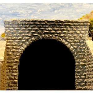 N Double Cut Stone Tunnel Portal (2) Toys & Games