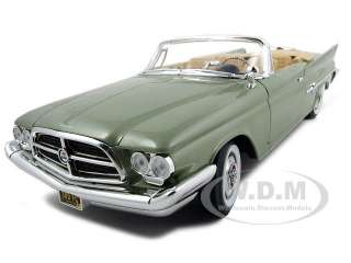 1960 CHRYSLER 300F GREEN 118 DIECAST MODEL CAR  