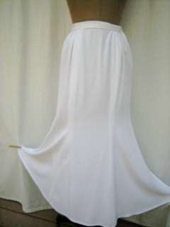 Vintage Heiser Egan White Poly CrepeTrumpet Skirt Sz 6  