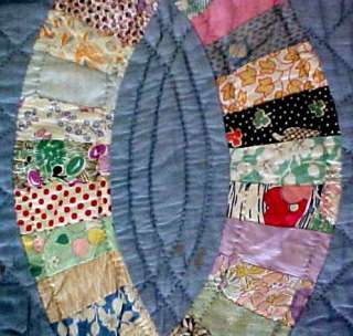 Vintage Cotton Flour / Feed Sack Fabric WEDDING RING QUILT Hand Pieced 