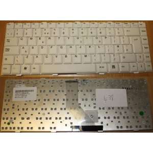  Advent 7201 White UK Replacement Laptop Keyboard (KEY439 