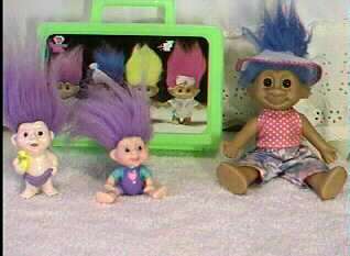 TROLL DOLL + Carrying Case Mamma + 2 babies  
