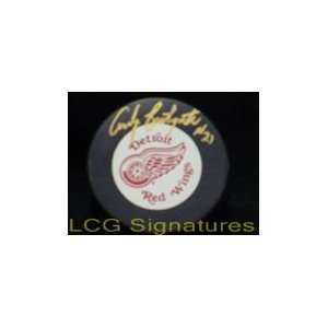  Signed Bathgate, Andy Detroit Red Wings Hocky Puck 